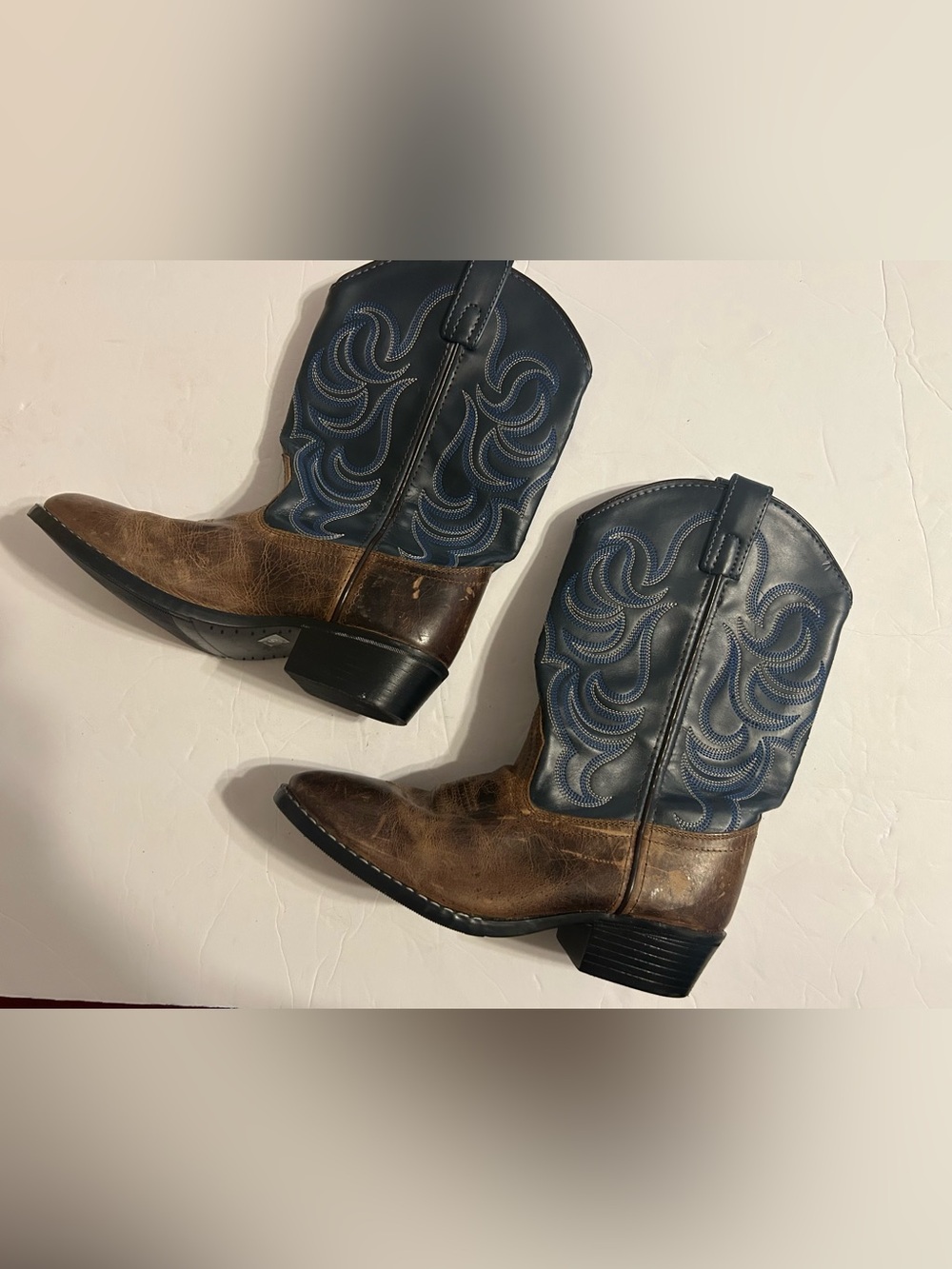 Women's Two-Tone Brown & Blue Western Heeled Boots
